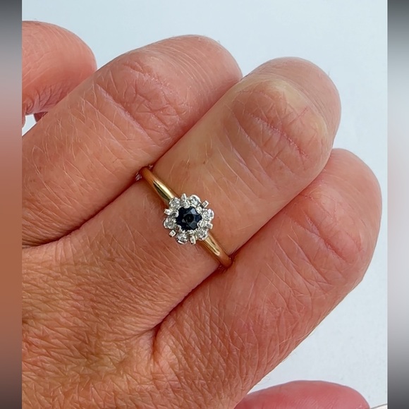 10k yellow gold sapphire and diamonds ring - Picture 3 of 6